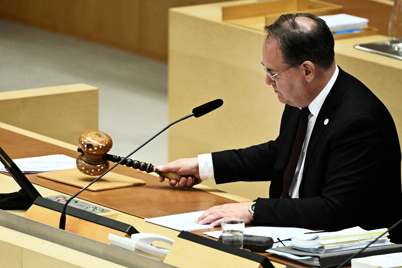 Sweden requires public workers to report migrants not authorized to live there | iNFOnews.ca