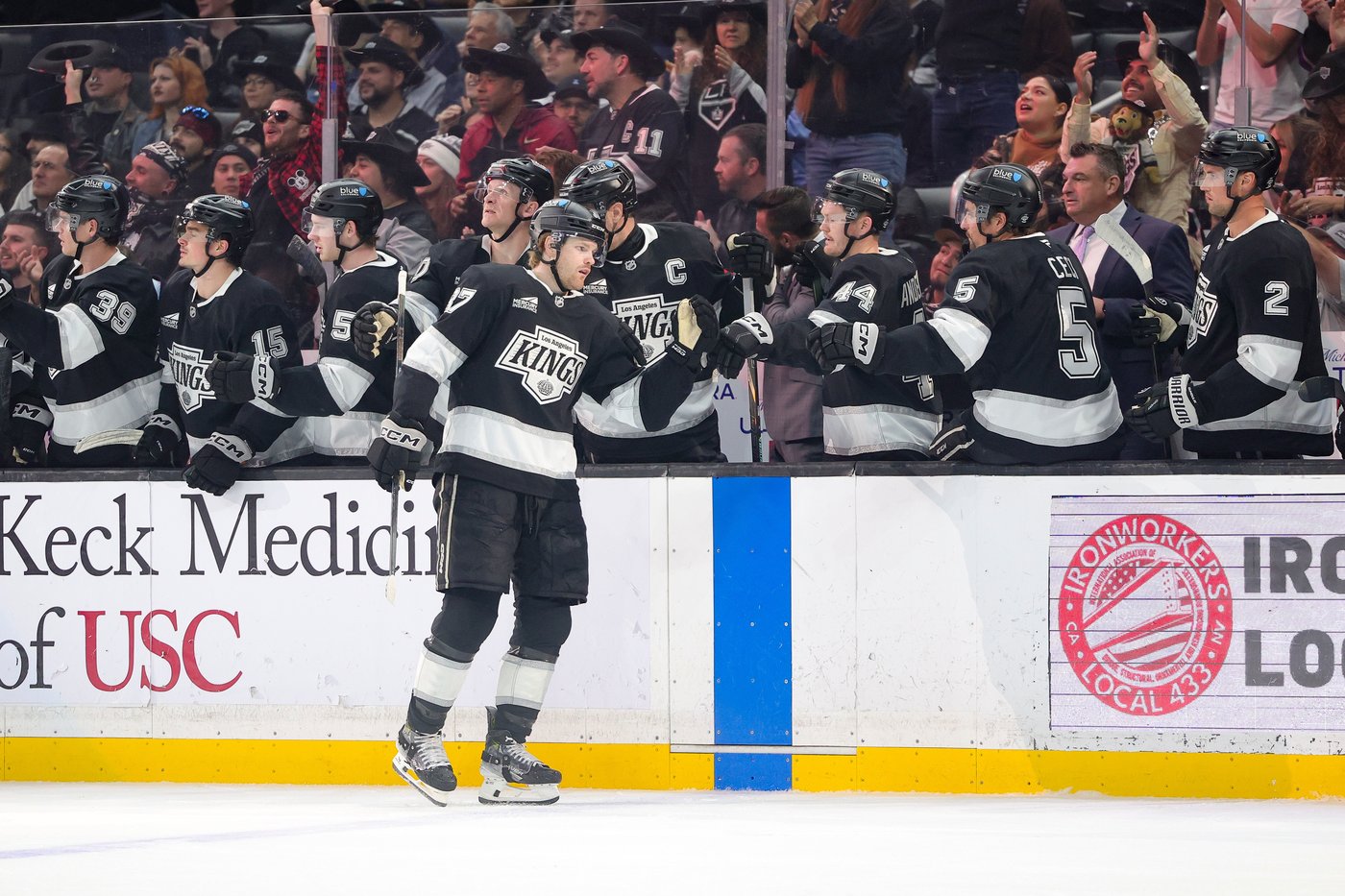 Staios banks on current Senators roster, only makes tweaks before trade deadline | iNFOnews.ca