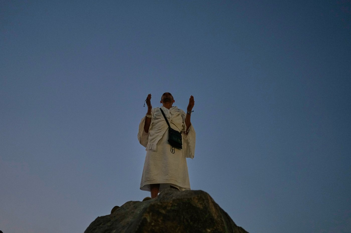 Photos show Muslim pilgrims in Mecca as annual Hajj pilgrimage ends | iNFOnews.ca