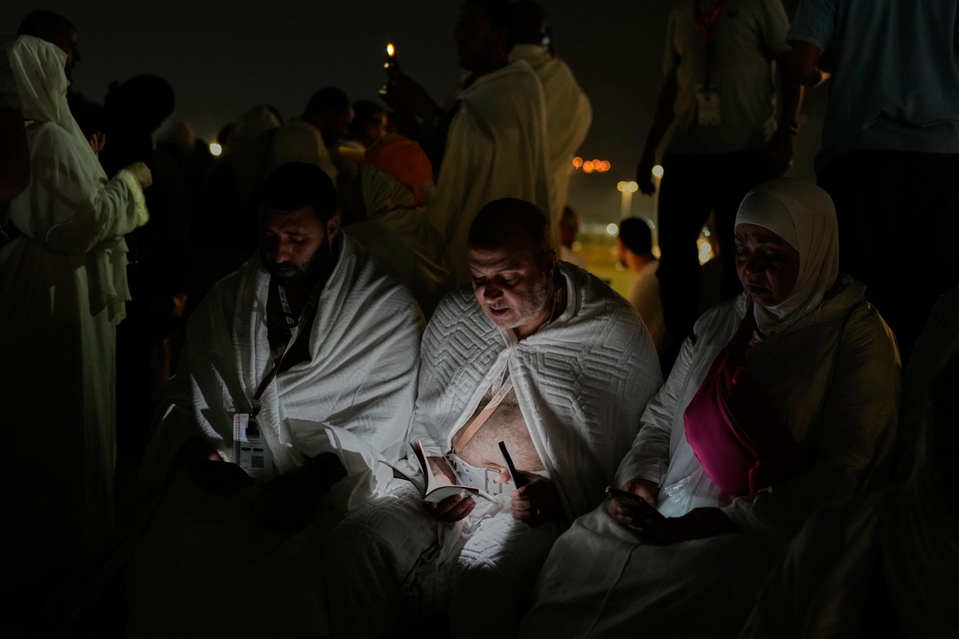 Photos show Muslim pilgrims in Mecca as annual Hajj pilgrimage ends | iNFOnews.ca