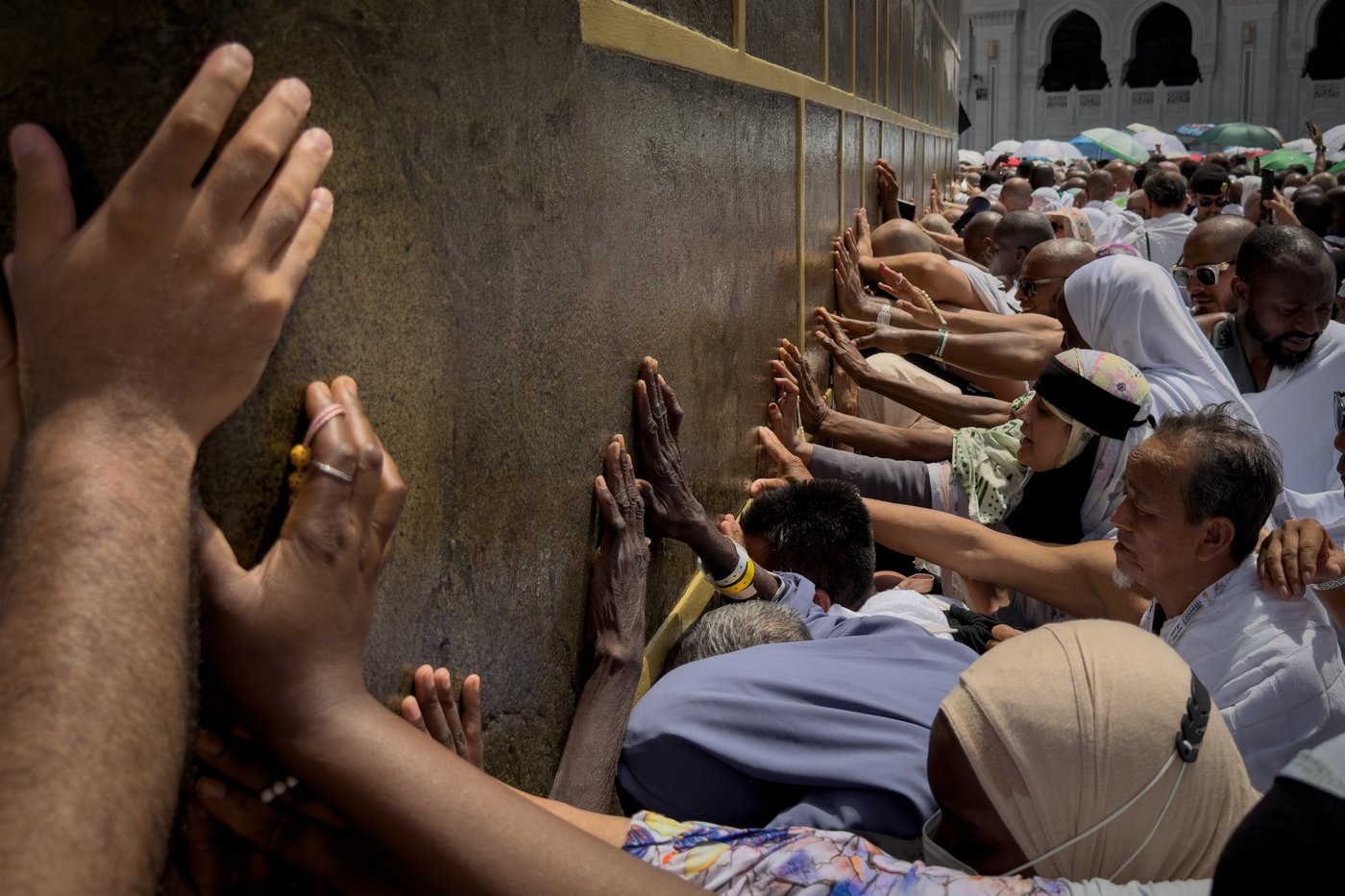 Photos show Muslim pilgrims in Mecca as annual Hajj pilgrimage ends | iNFOnews.ca