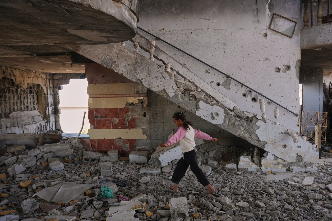 Orphaned by war in Gaza, Palestinian siblings reunite with their sister in Israel | iNFOnews.ca