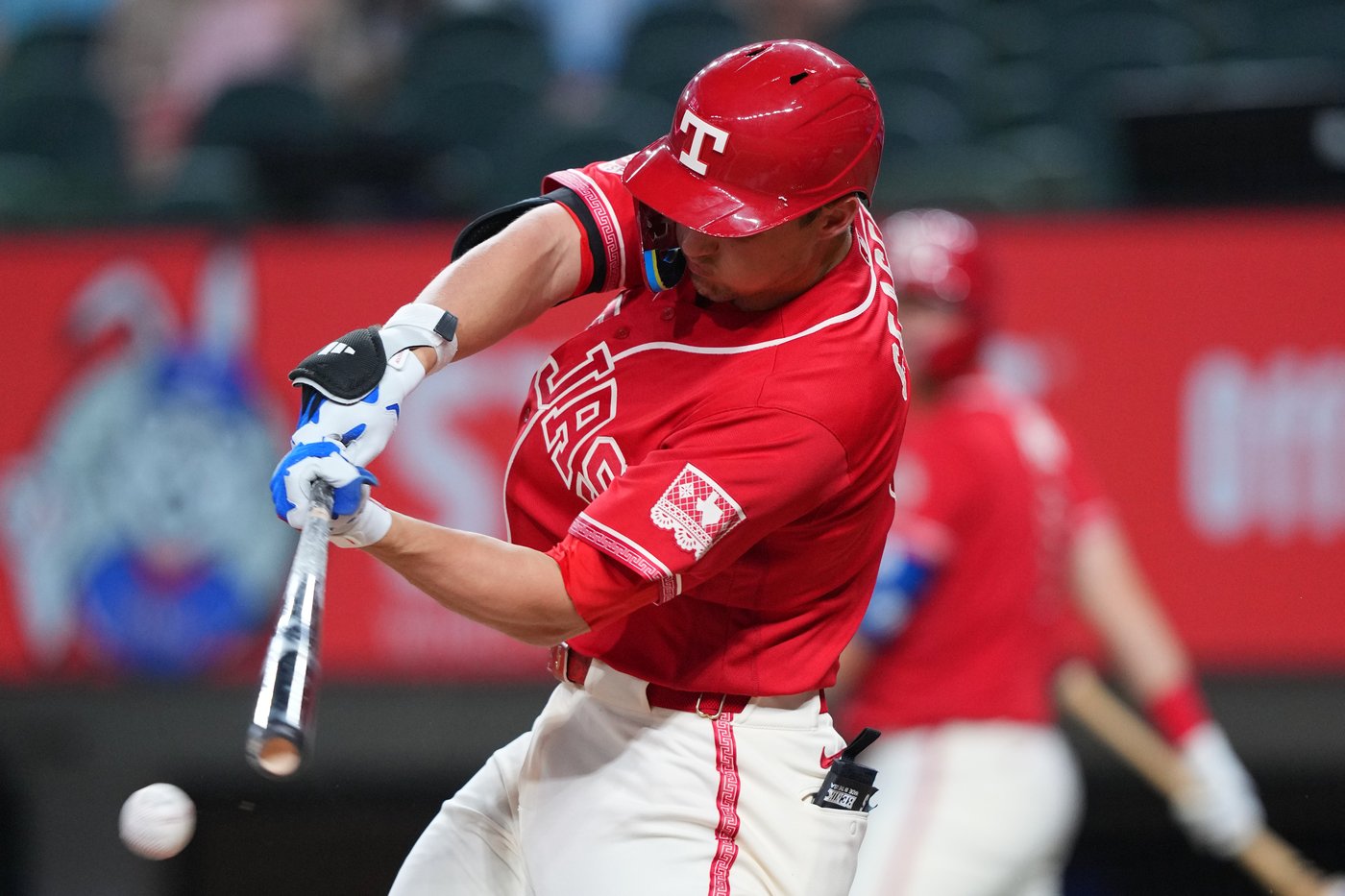 Rangers place struggling SS Corey Seager on 10-day IL with lower back inflammation | iNFOnews.ca
