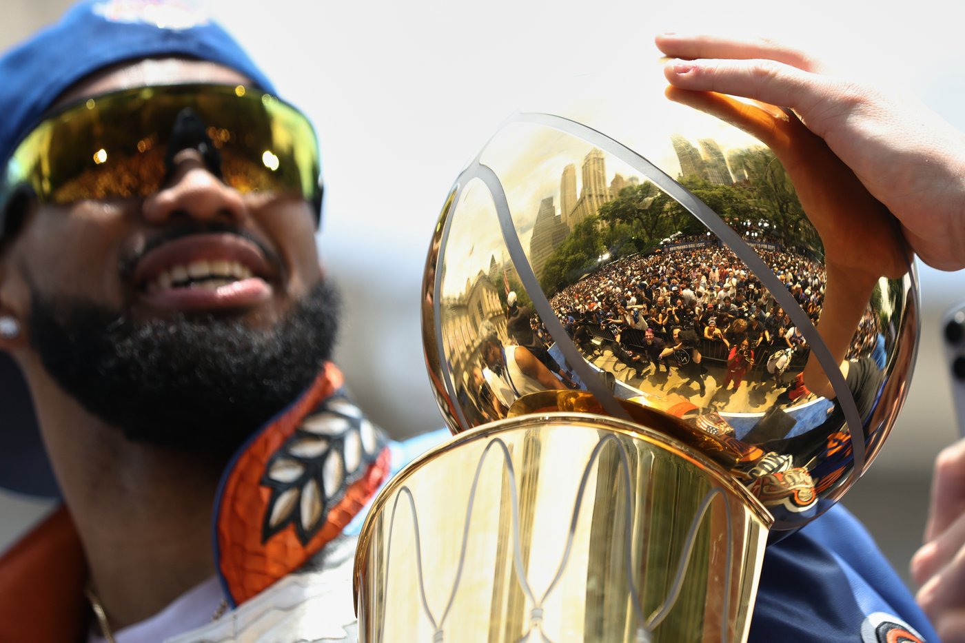 Photos of the New York Knicks parade | iNFOnews.ca