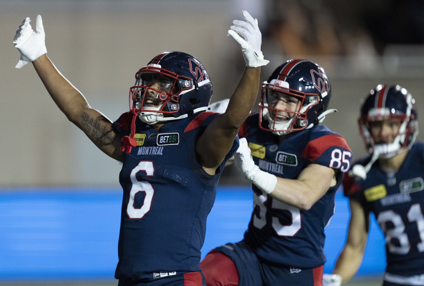 Alouettes receiver Tyler Snead shows his versatility by throwing TD pass | iNFOnews.ca Alouettes receiver Tyler Snead shows his versatility by throwing TD pass | iNFOnews.ca