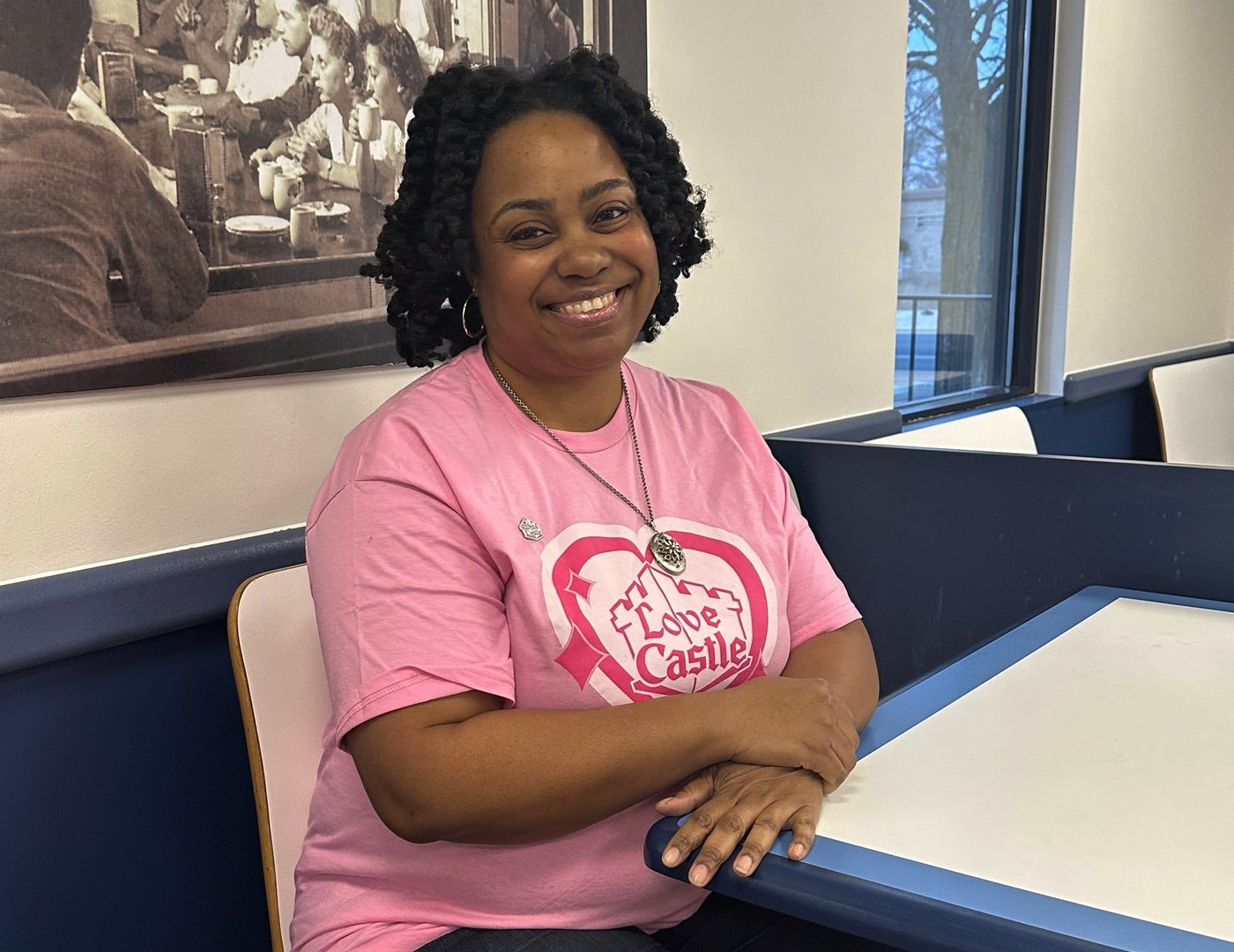 White Castle transforms restaurants for Valentine's Day themed dinners that create memories | iNFOnews.ca