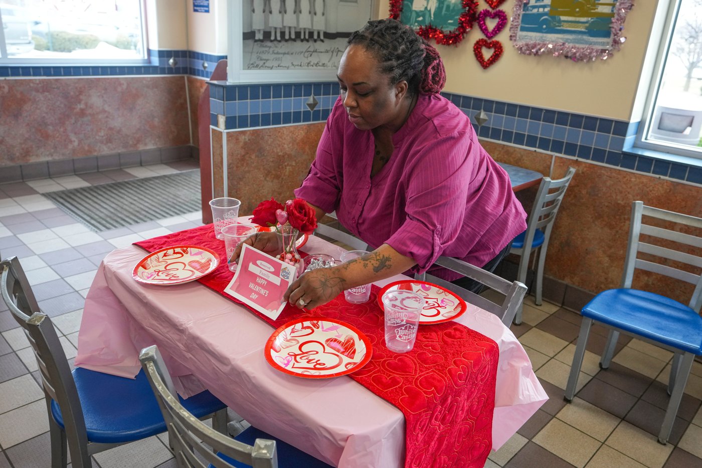 White Castle transforms restaurants for Valentine's Day themed dinners that create memories | iNFOnews.ca