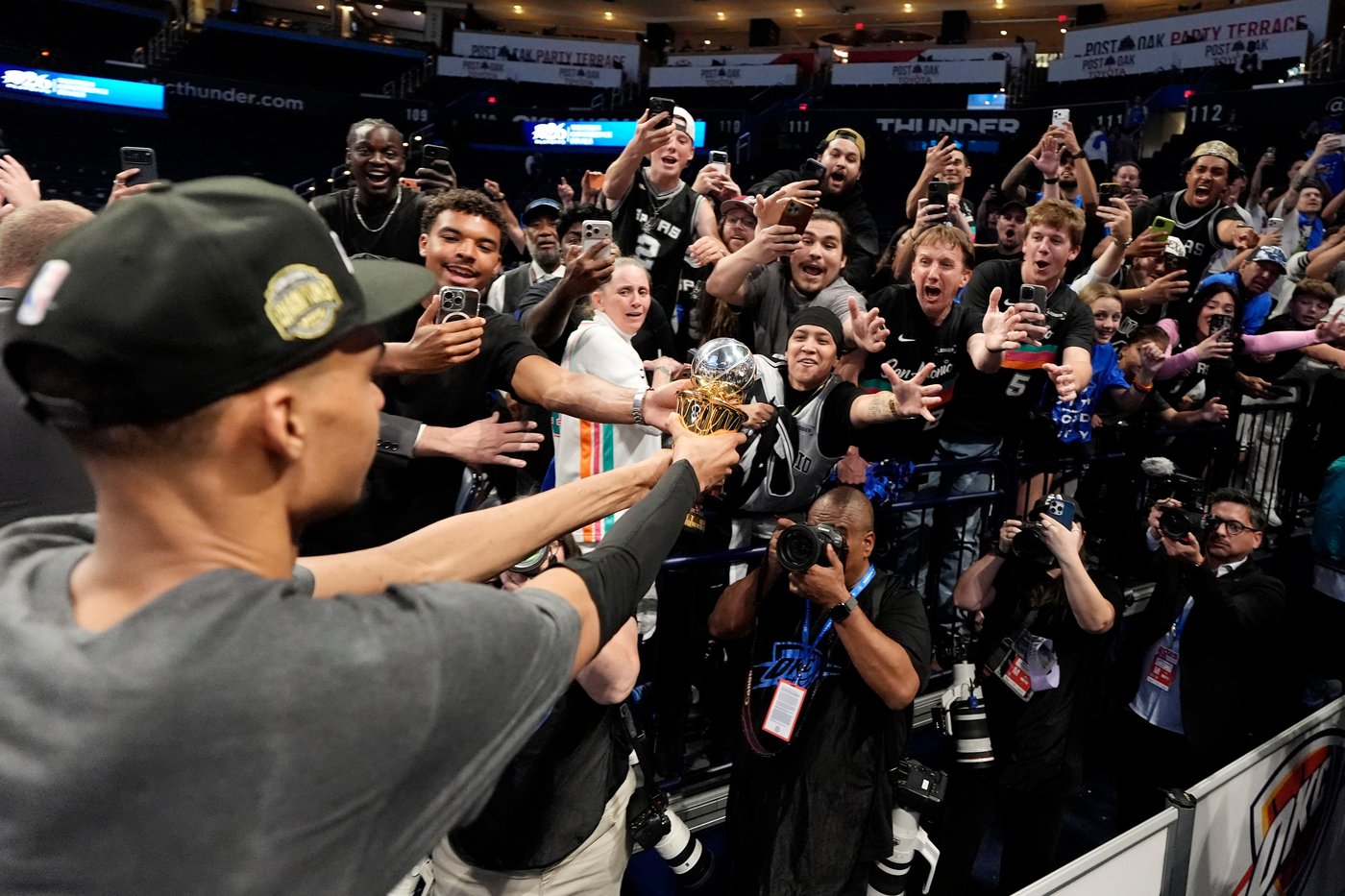 Big market, small market, same NBA Finals stage: How the Knicks and Spurs got here so differently | iNFOnews.ca