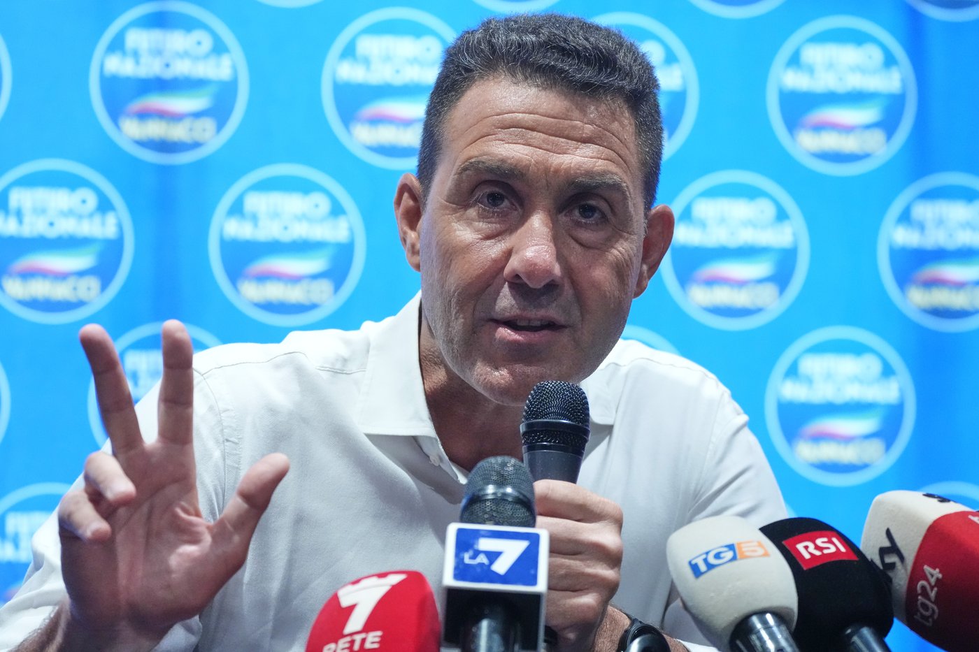 Italy’s Meloni faces a dilemma as challenger 'Il Generale' Vannacci rises | iNFOnews.ca