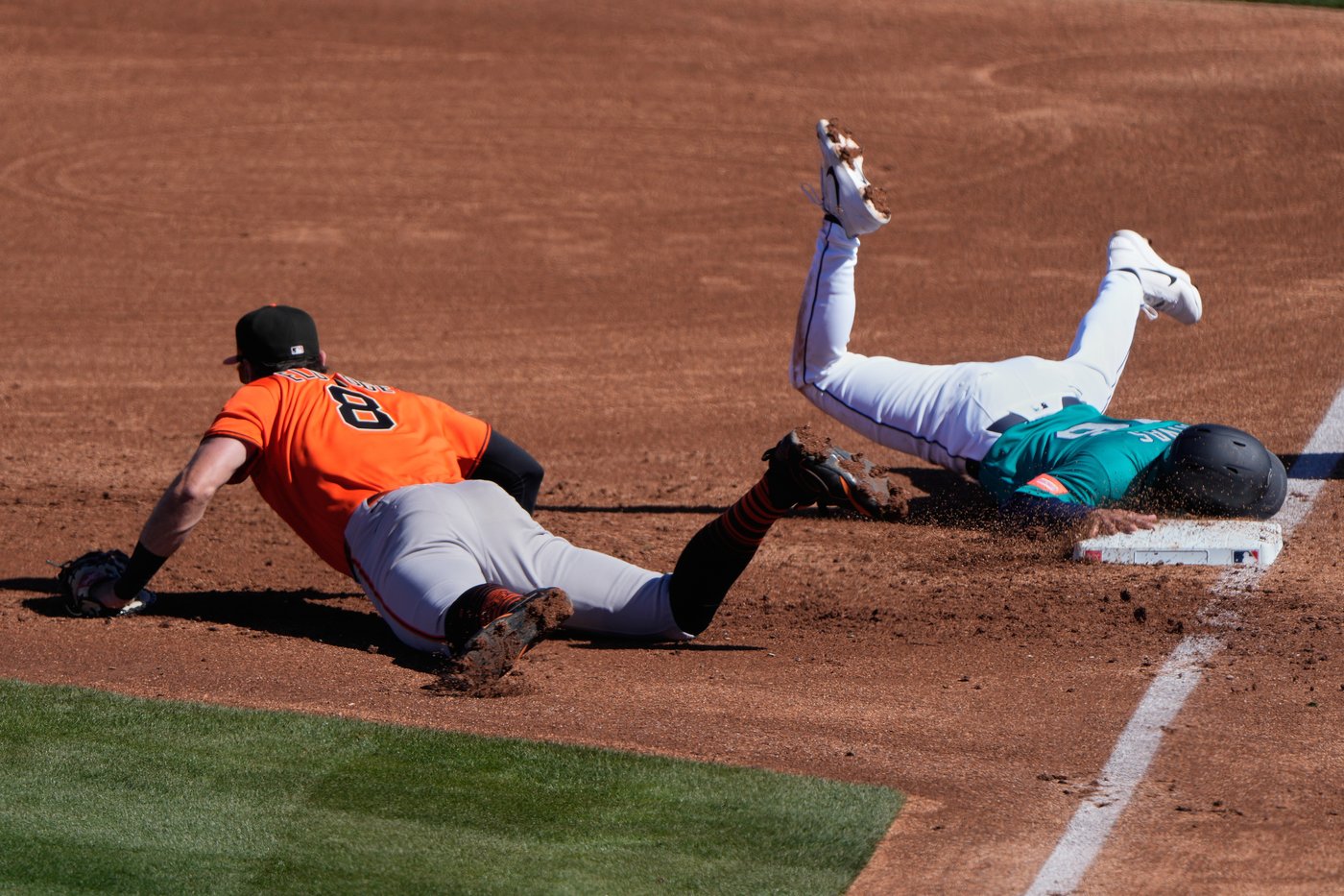 Giants' Bryce Eldridge faces big expectations, takes message from veterans to heart: be yourself | iNFOnews.ca