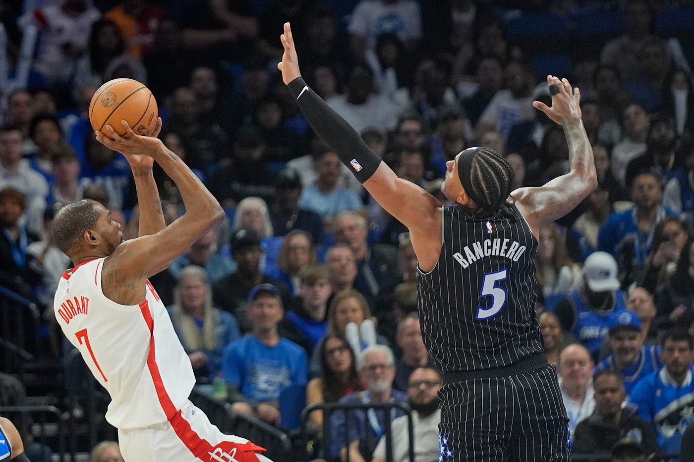 Kevin Durant scores season-high 40 as Rockets rally for 113-108 win over Magic | iNFOnews.ca