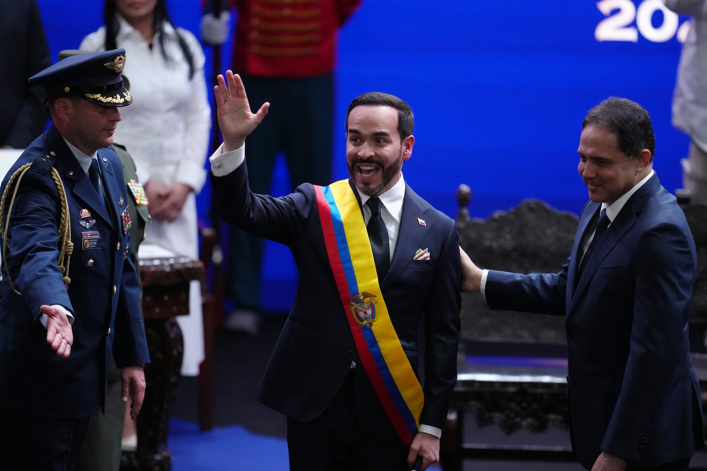 Colombia’s new president takes office in ceremony in Cali highlighting hard line on armed groups | iNFOnews.ca