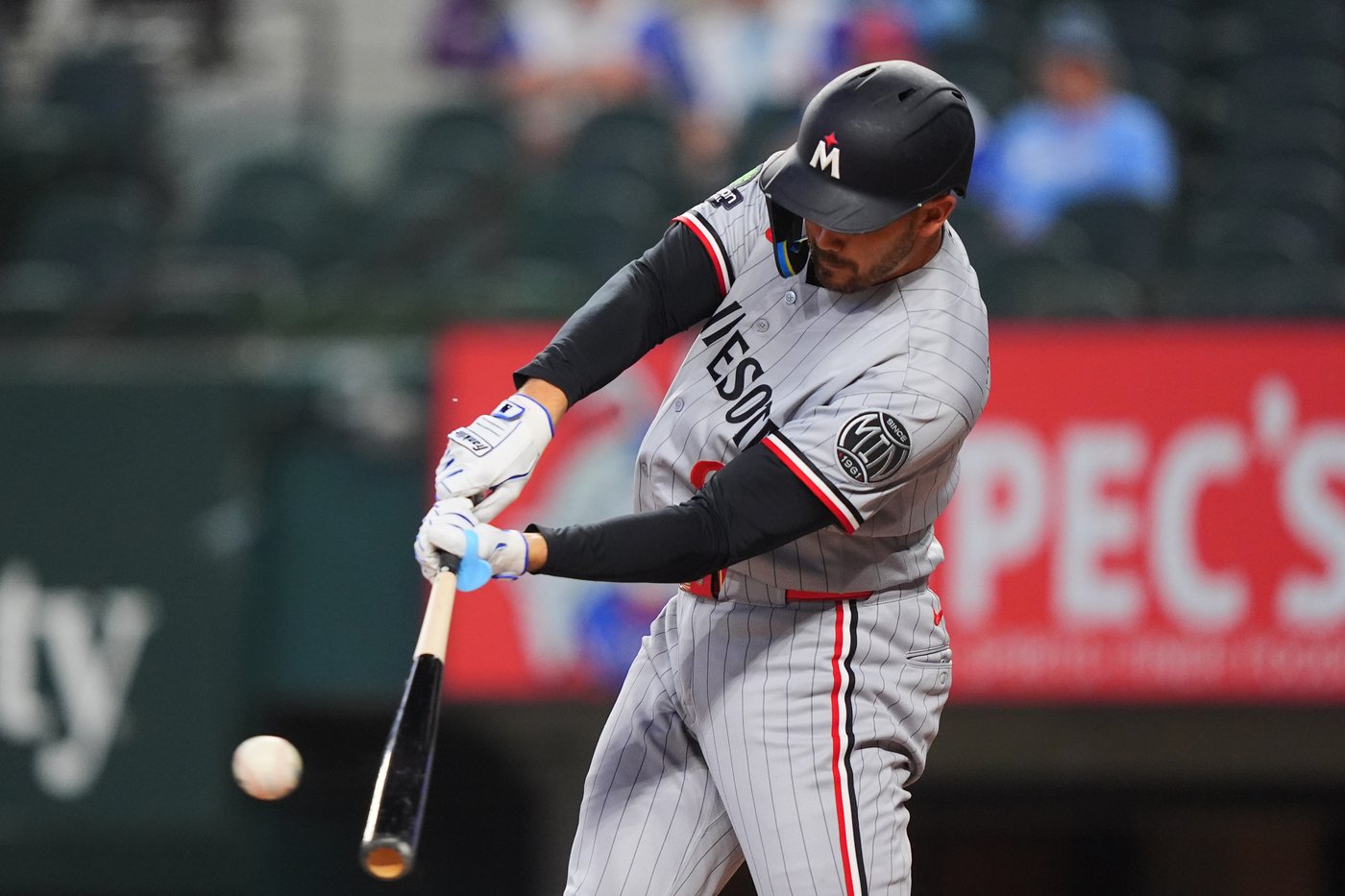 Twins have another crooked-number 1st inning to complete 3-game sweep at Texas with 9-3 win | iNFOnews.ca