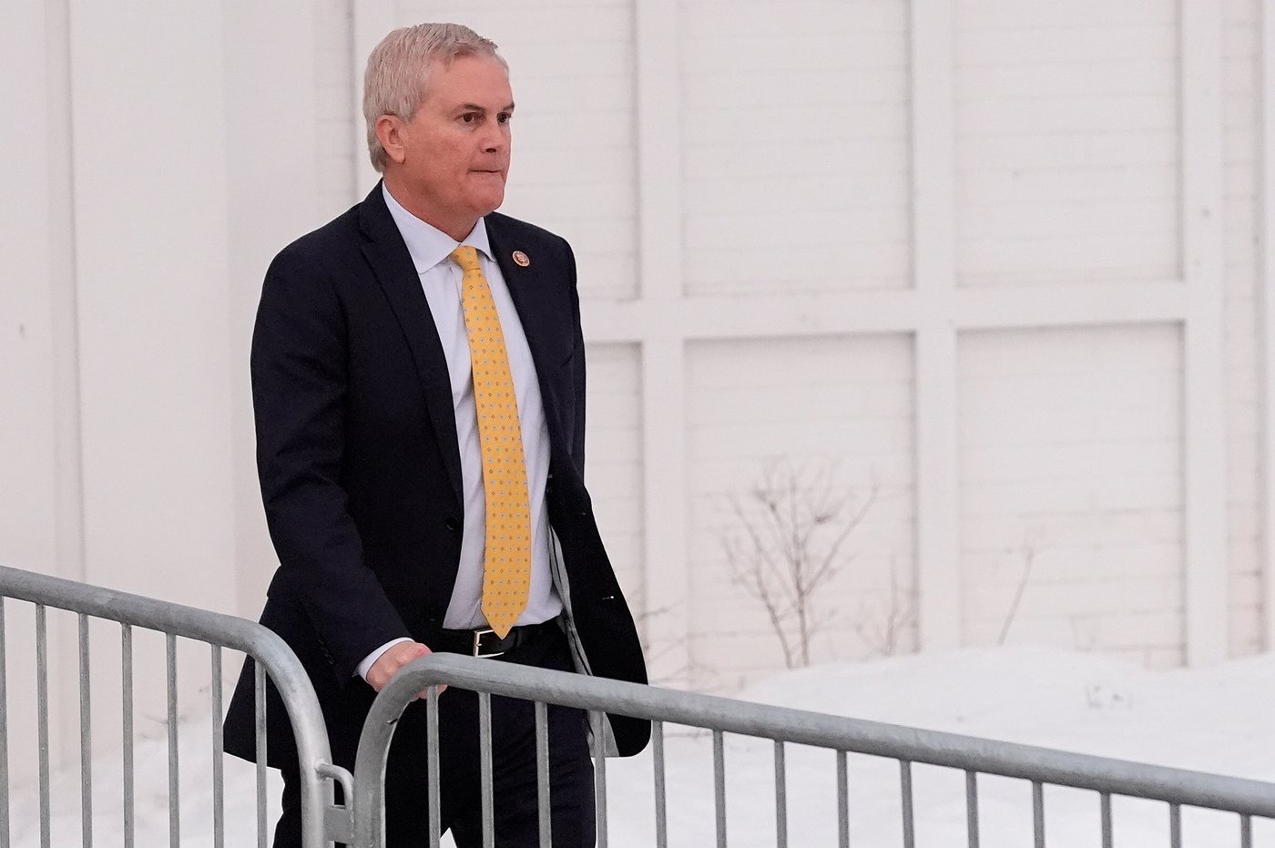 Hillary Clinton testifies she has no information on Epstein's crimes and doesn't recall meeting him | iNFOnews.ca