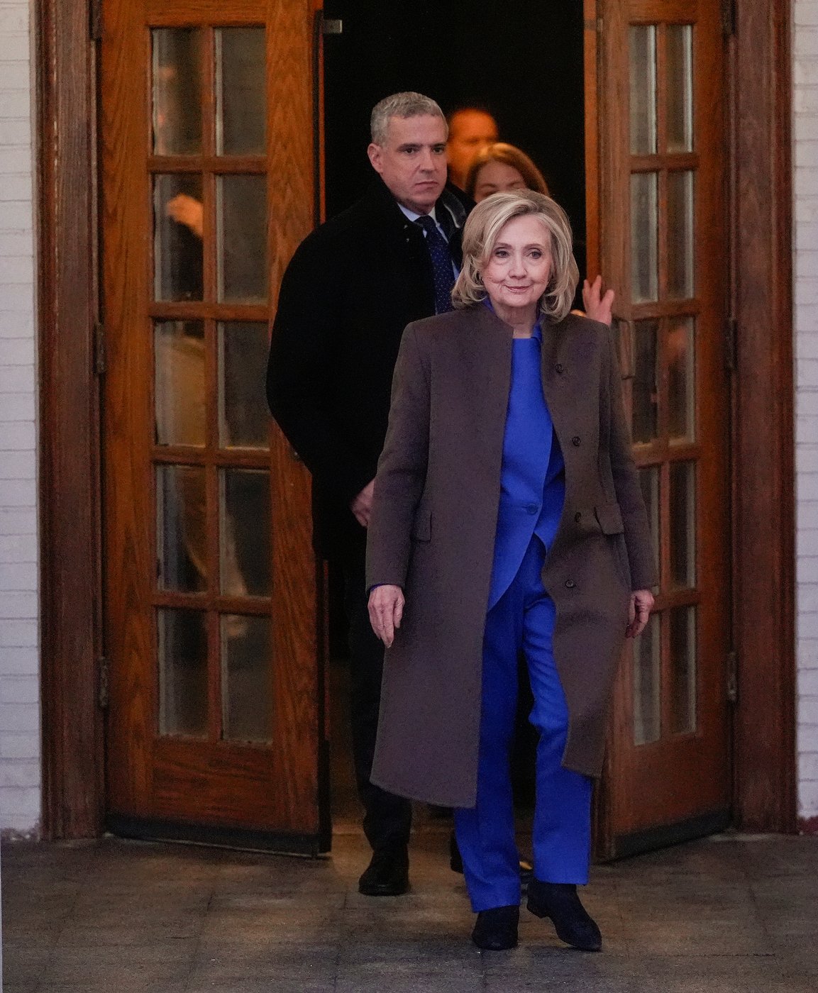 Hillary Clinton testifies she has no information on Epstein's crimes and doesn't recall meeting him | iNFOnews.ca