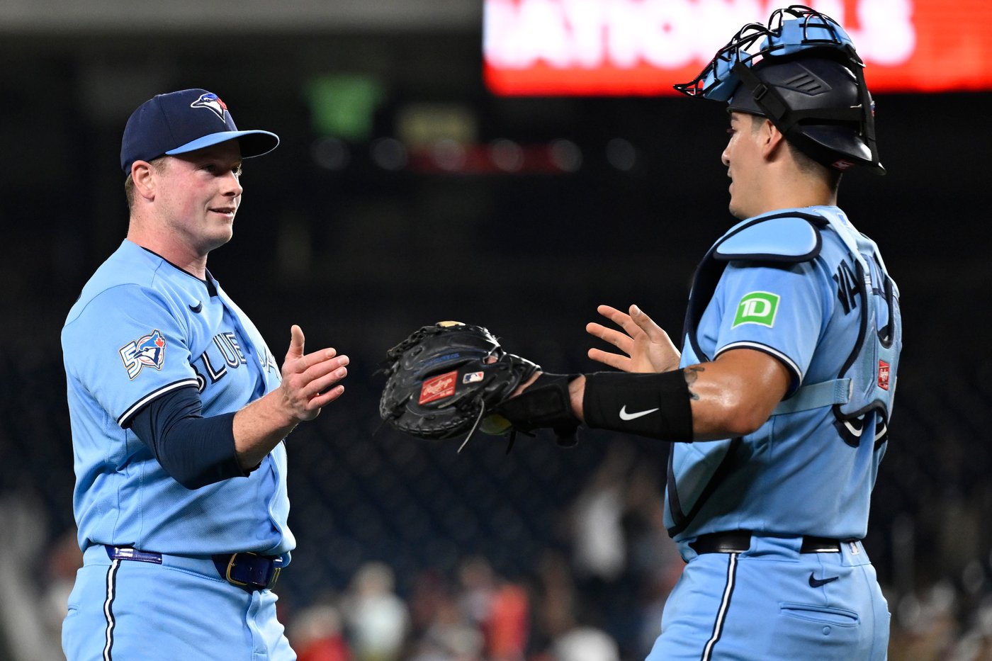 Urías homers, Blue Jays beat Nationals 3-2 in Scherzer's return to Washington | iNFOnews.ca