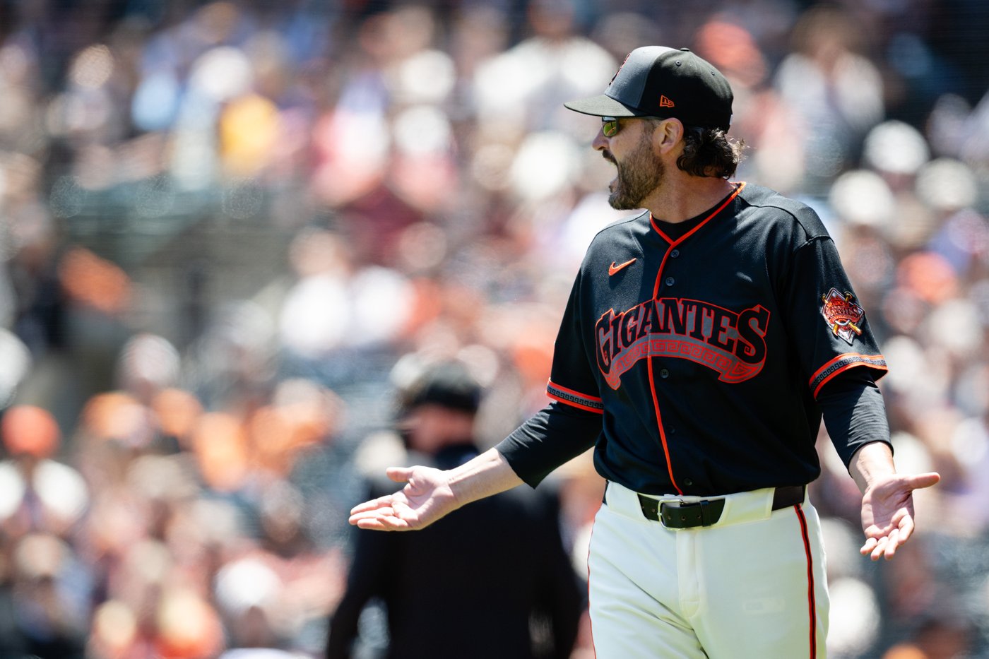 Mahle gets first win since April and Schmitt hits go-ahead, 3-run homer as Giants beat Rockies 4-2 | iNFOnews.ca