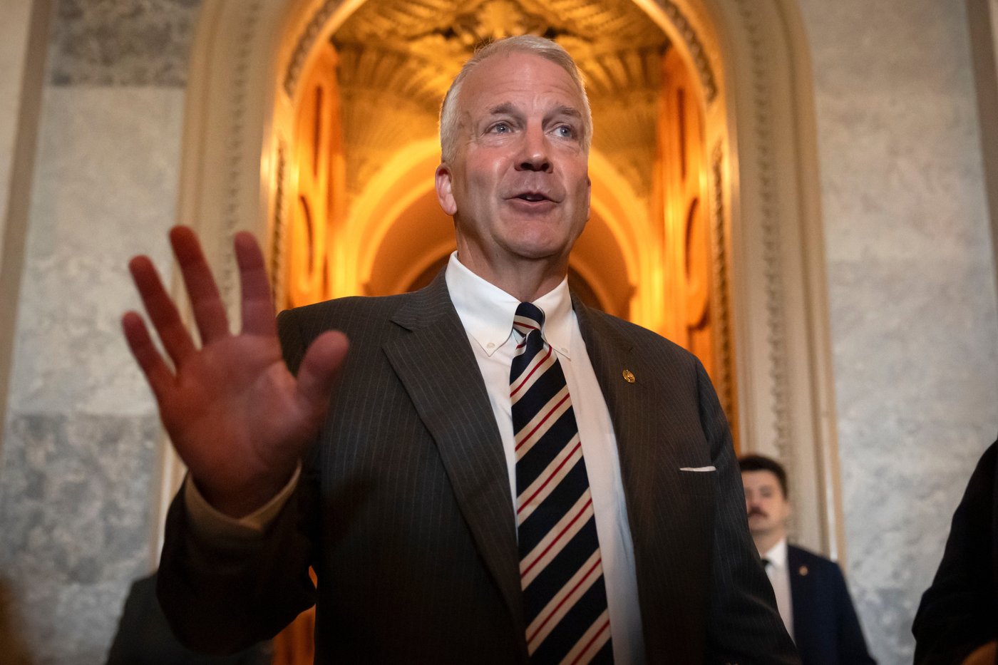2 Dan Sullivans face off in Alaska's US Senate primary, which also features a former congresswoman | iNFOnews.ca