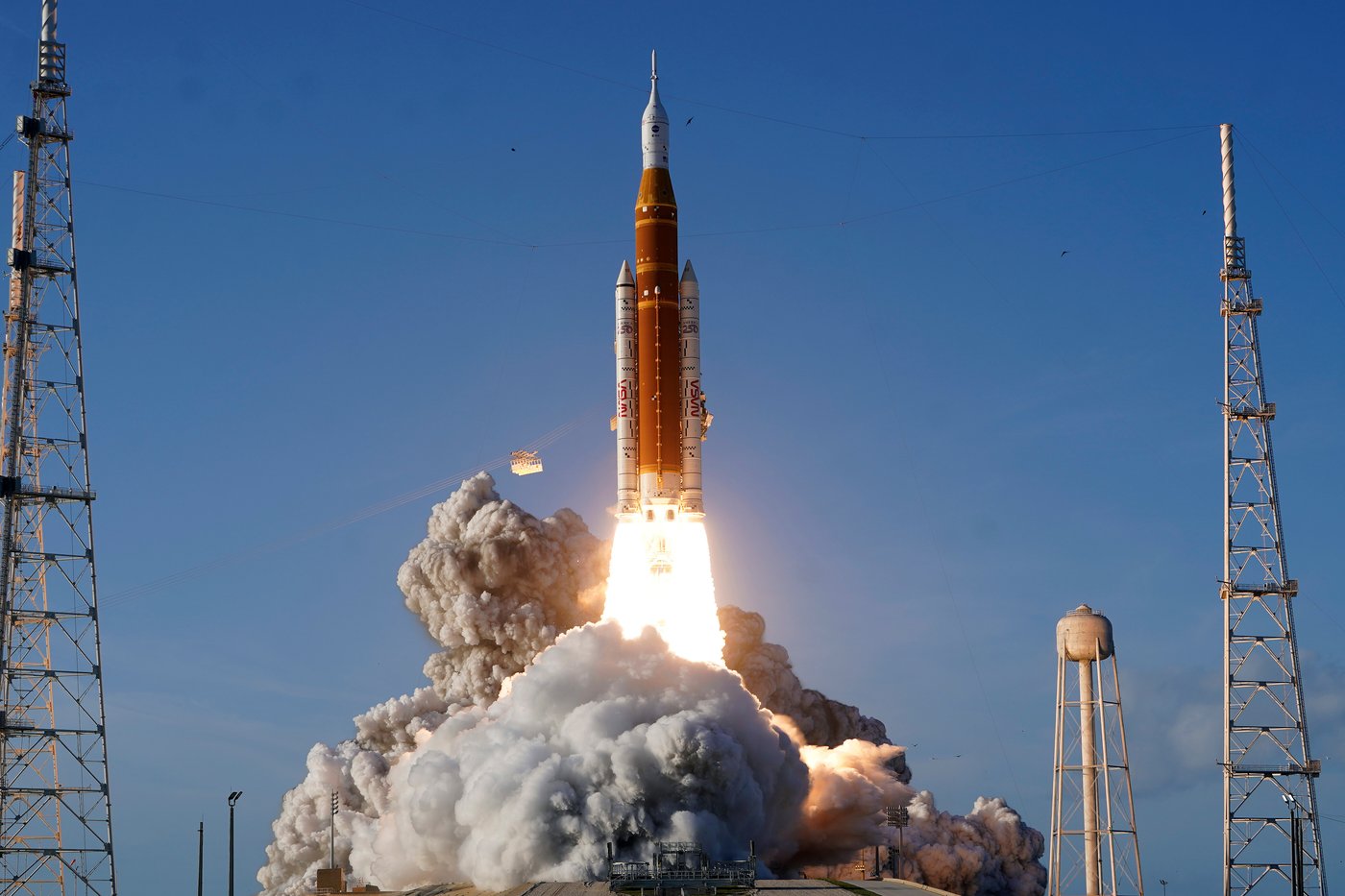 Canadian company's winning innovation a giant leap for drinking water on the moon | iNFOnews.ca