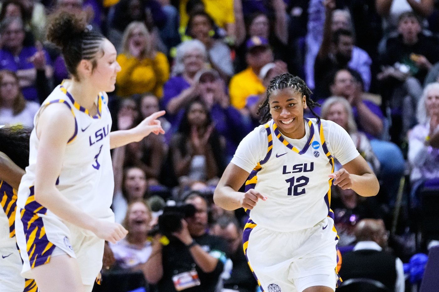 High-scoring LSU and pressing Texas Tech bring contrasting styles to 2nd-round March Madness tilt | iNFOnews.ca