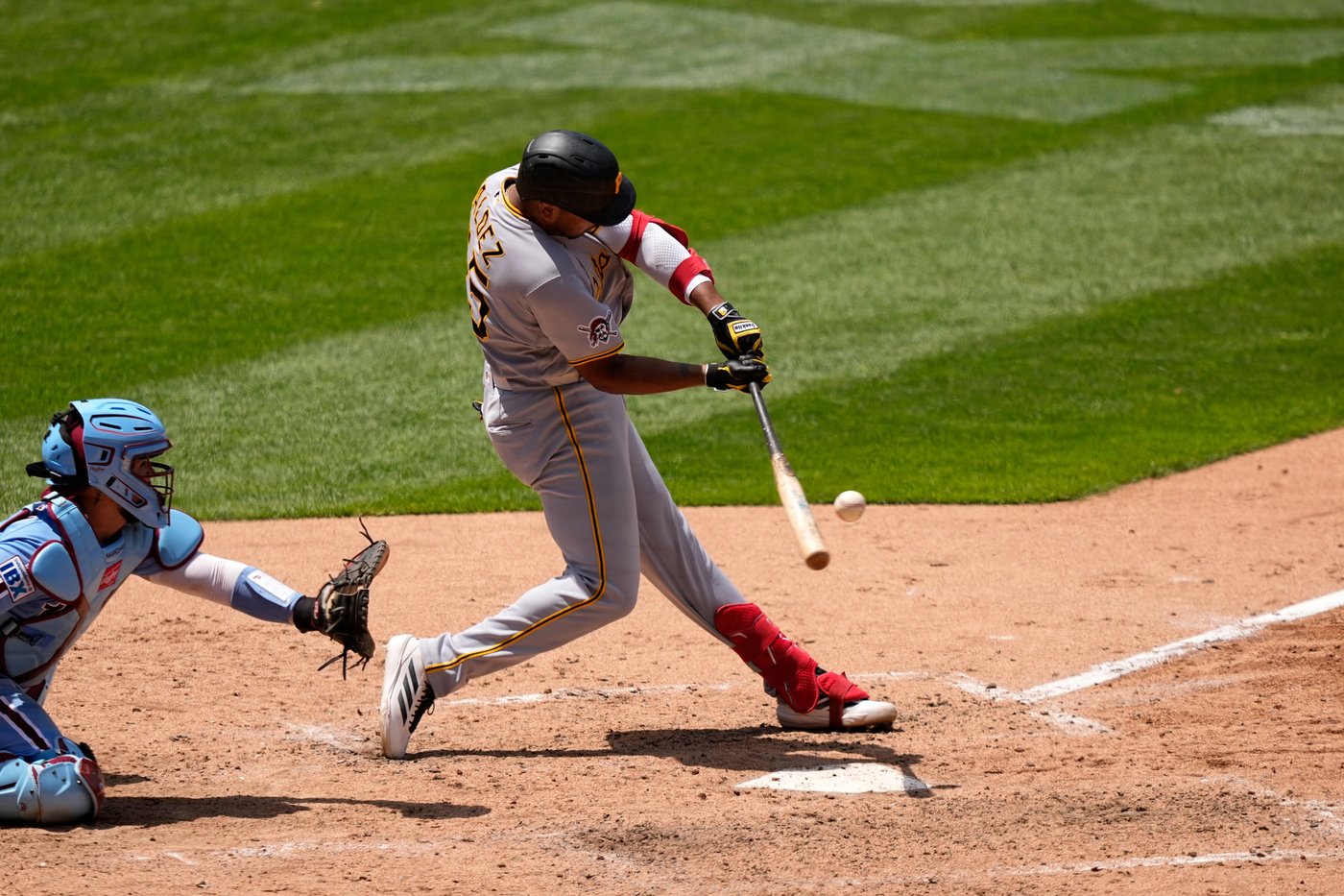 Valdez helps Pirates beat Phillies 6-1 to split their four-game series | iNFOnews.ca Valdez helps Pirates beat Phillies 6-1 to split their four-game series | iNFOnews.ca