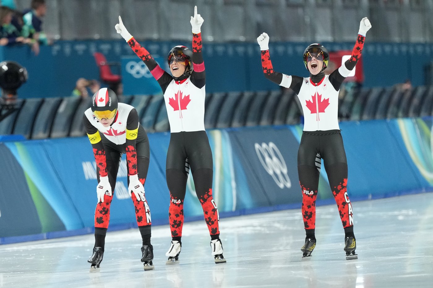 Canada strikes gold again in women’s team pursuit, climbs to 12 medals at Olympics | iNFOnews.ca