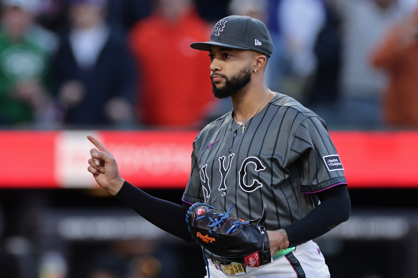 Christian Scott earns his first win, Hayden Senger hits first homer as Mets beat Marlins 6-1 | iNFOnews.ca