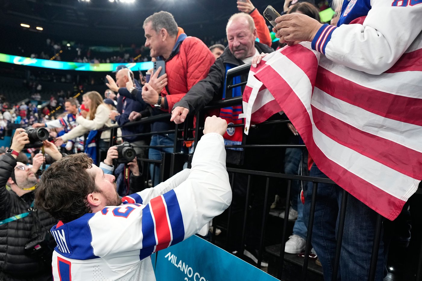 Cheers across U.S. after men win first Olympic hockey gold since 1980 | iNFOnews.ca