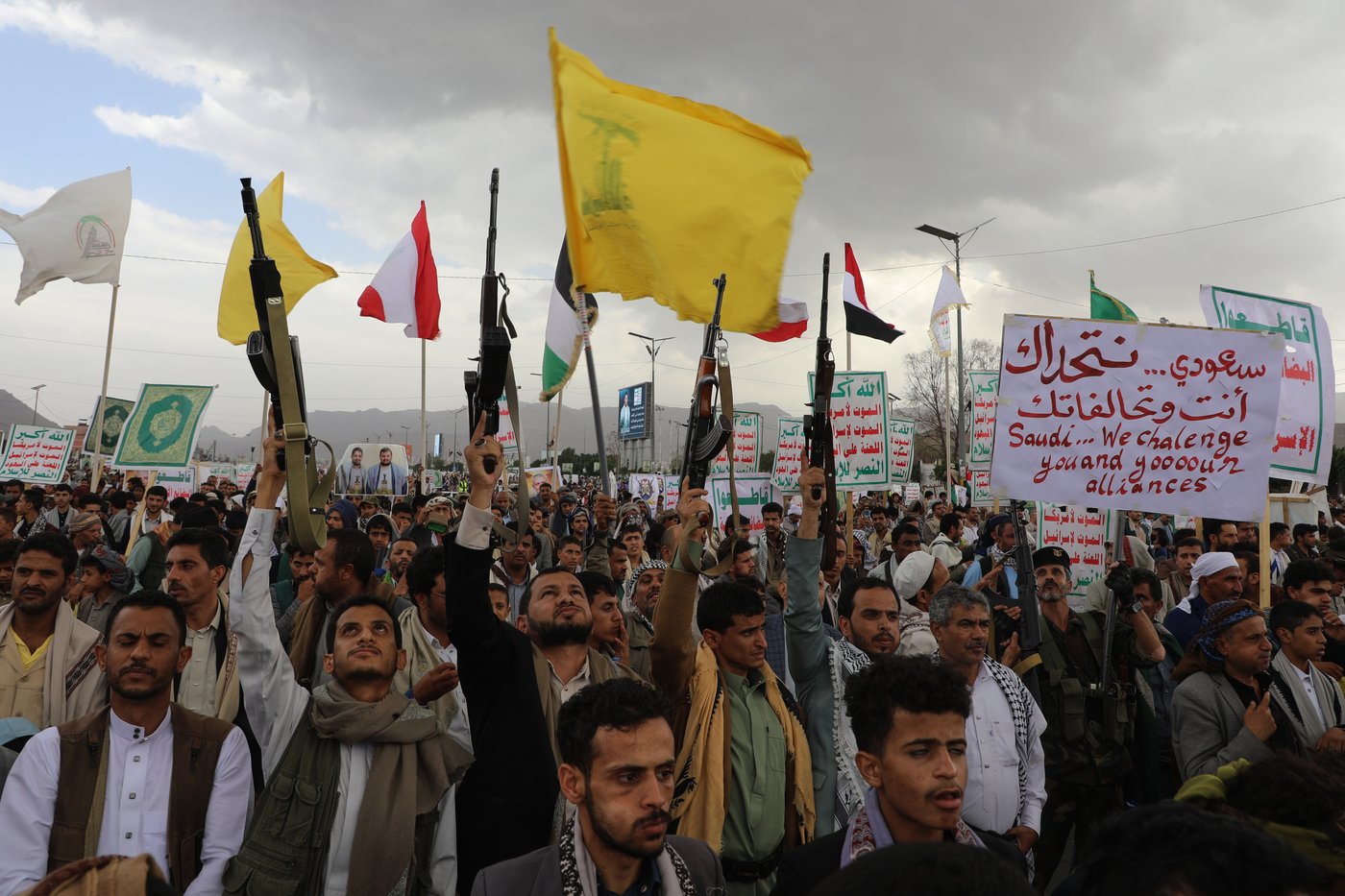 Iranian-backed Houthis kill 6 in attack on vessel, and other developments in the Mideast | iNFOnews.ca