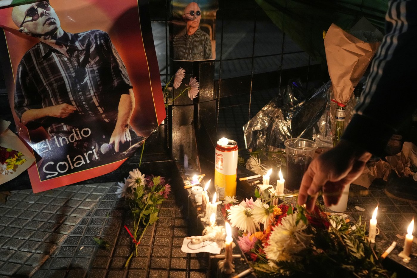 Carlos 'Indio' Solari, a legend of Argentina's rock scene, dies at 77 | iNFOnews.ca