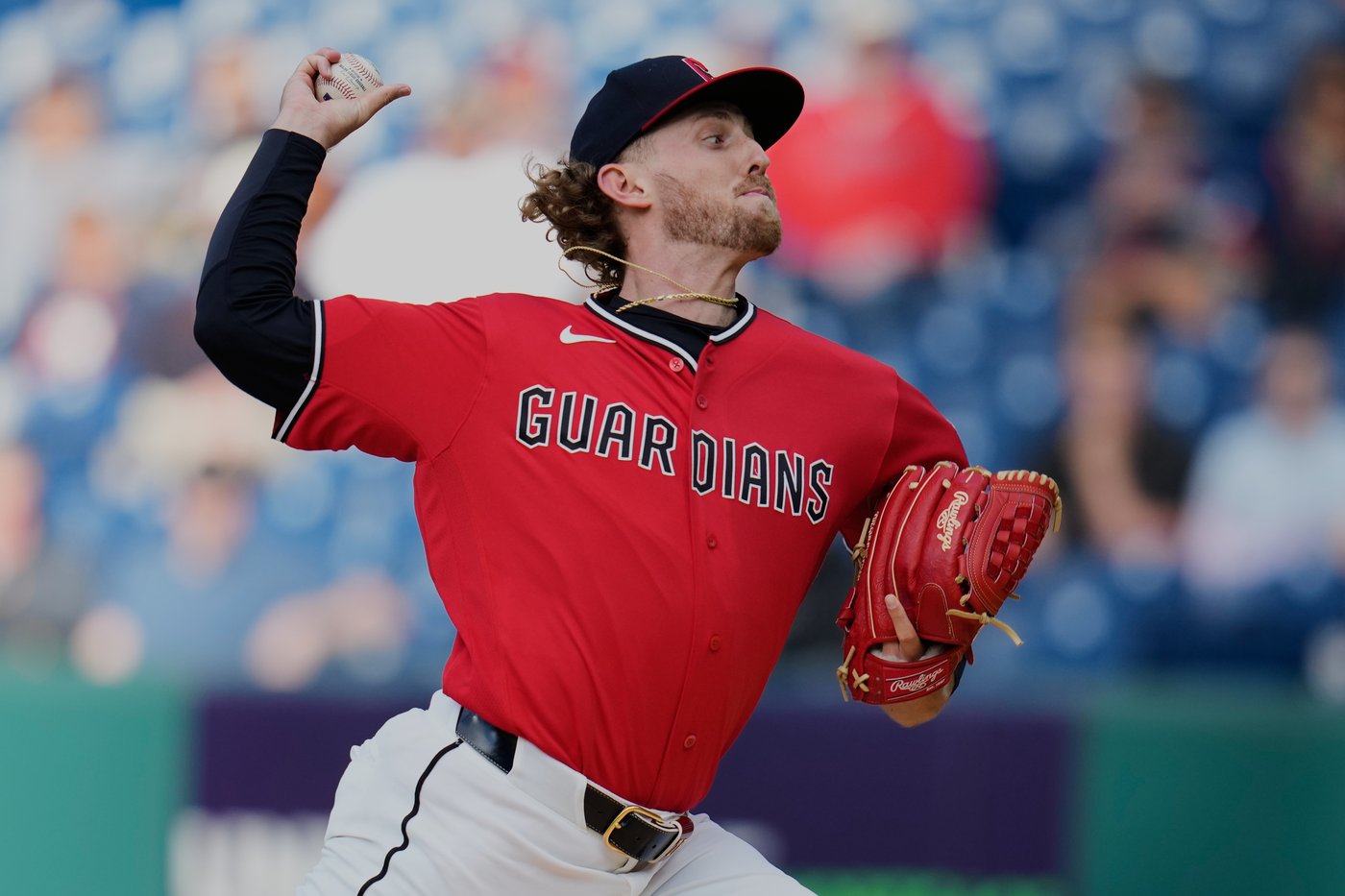 Martinez pitches the Rays past the Guardians 1-0 for their 6th straight win | iNFOnews.ca