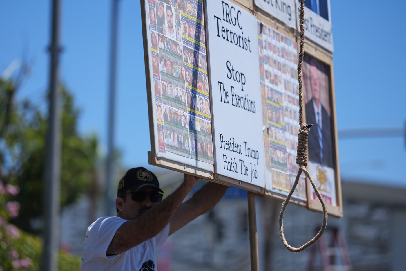 Iranian Americans protest for change outside Iran's World Cup match, in photos | iNFOnews.ca