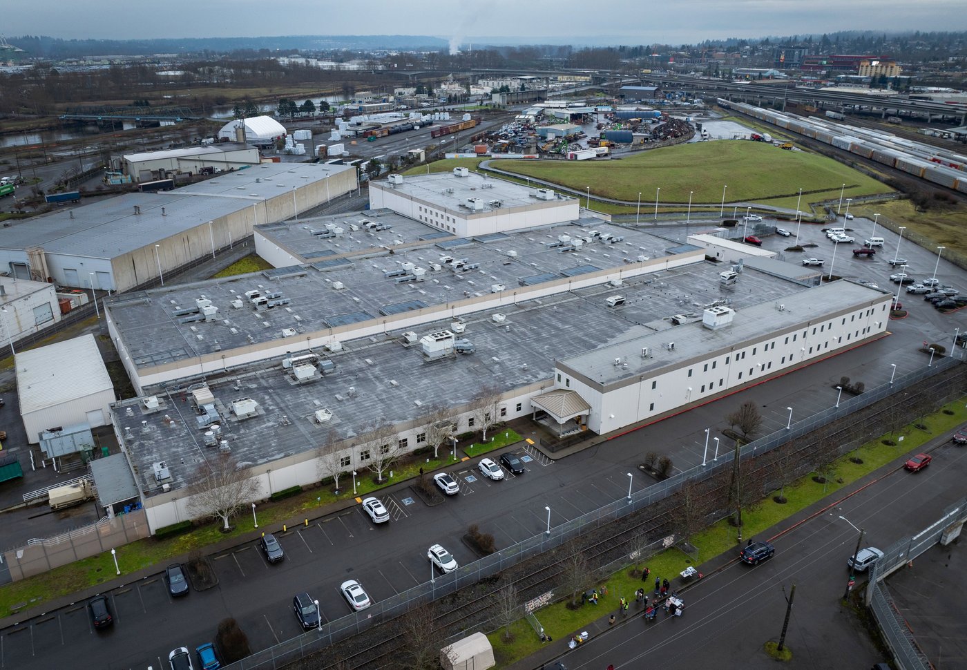 Trump's no-bond policy for immigrants in custody played out for years in Tacoma, Washington | iNFOnews.ca