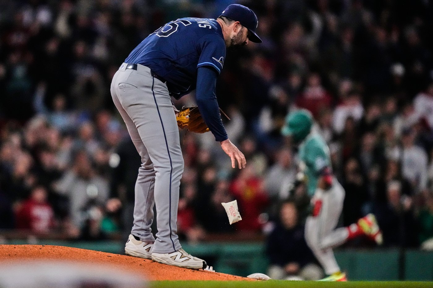 Boston hits 2 HRs, Early strong as Red Sox beat Rays 2-0, snap Tampa's 7-game win streak | iNFOnews.ca
