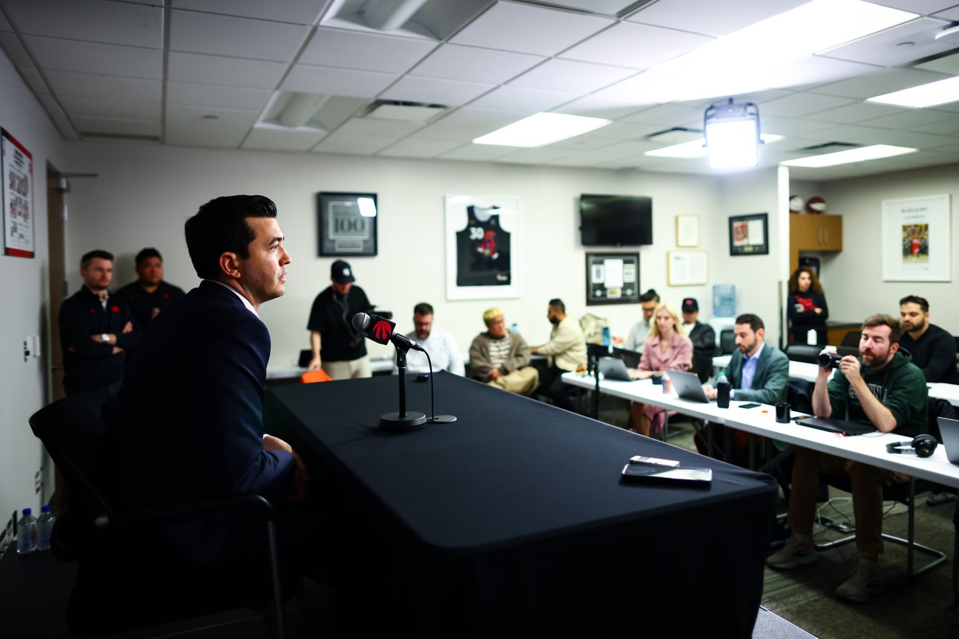 Raptors GM Bobby Webster willing to wait on re-signing Canadian star RJ Barrett | iNFOnews.ca