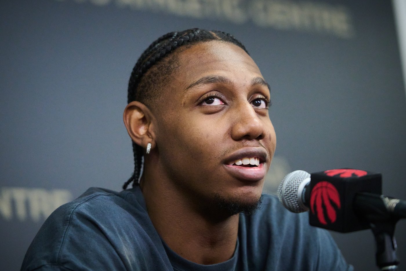 Raptors GM Bobby Webster willing to wait on re-signing Canadian star RJ Barrett | iNFOnews.ca