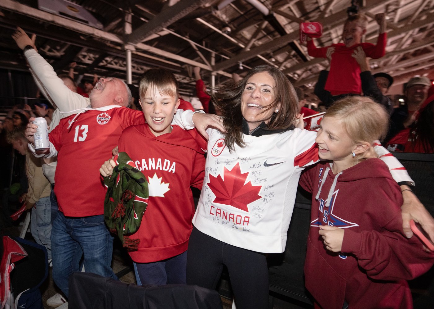Fans erupt with joy after Canada defeats South Africa in World Cup knockout game | iNFOnews.ca