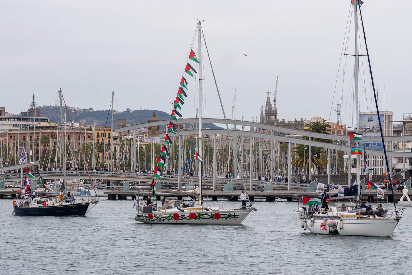 Israeli authorities taking 2 activists from a Gaza-bound flotilla to Israel for questioning | iNFOnews.ca