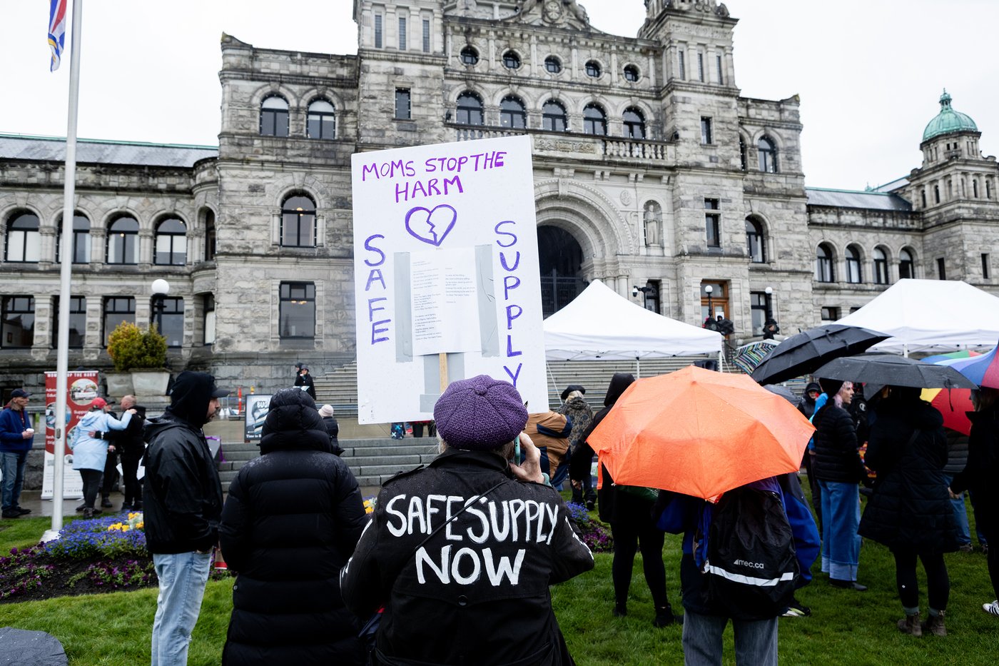 'Desperately missed' victims honoured as B.C. marks 10 years of toxic drug emergency | iN420 'Desperately missed' victims honoured as B.C. marks 10 years of toxic drug emergency | iN420