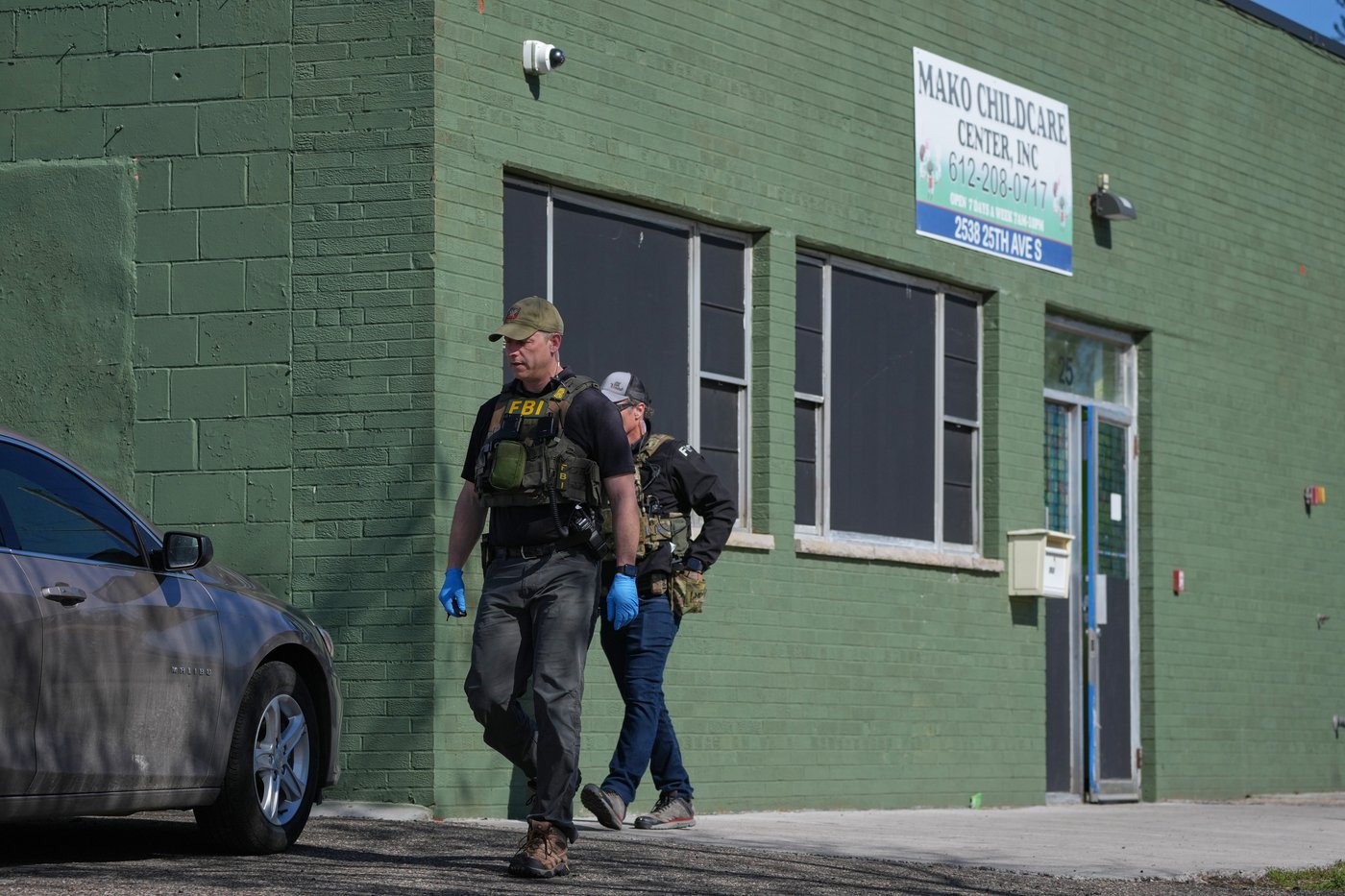 Agents armed with search warrants keep focus on Minnesota in public fraud probe | iNFOnews.ca