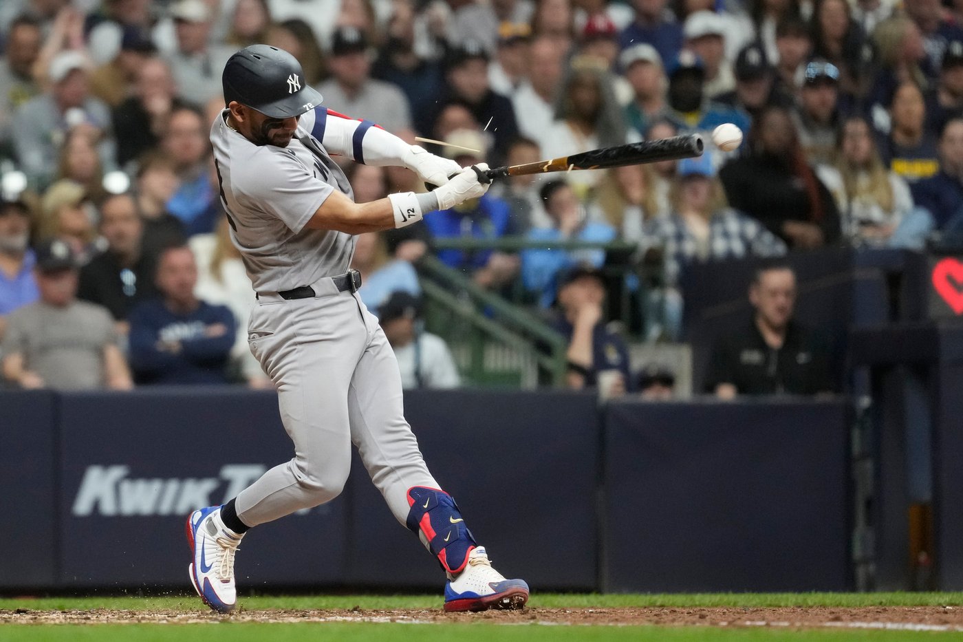 Yankees shortstop Caballero sidelined with finger injury, hopes to avoid injured list | iNFOnews.ca
