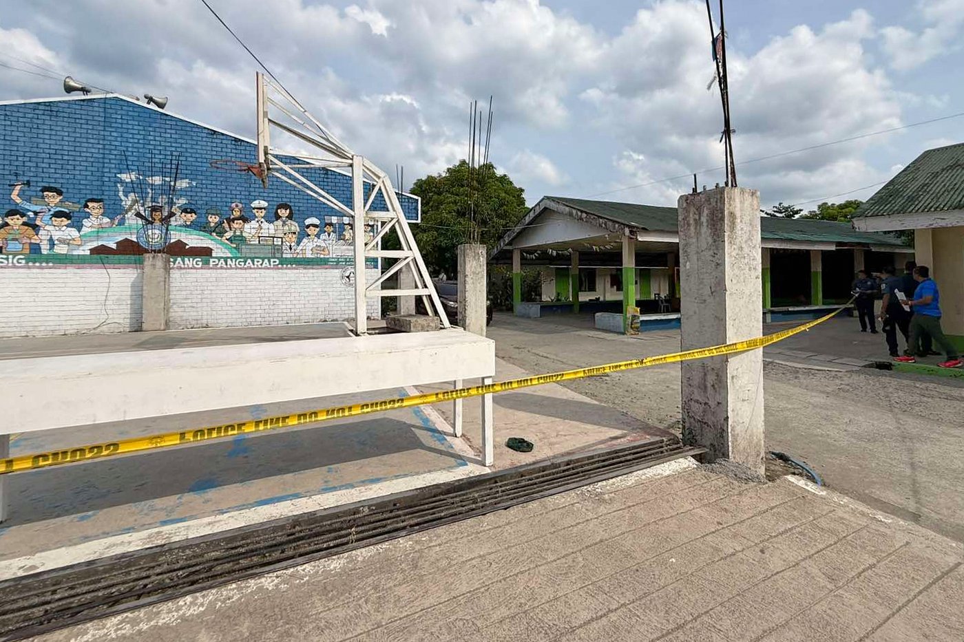 2 students in custody after shooting at high school in Philippines kills 3 and wounds 20 | iNFOnews.ca