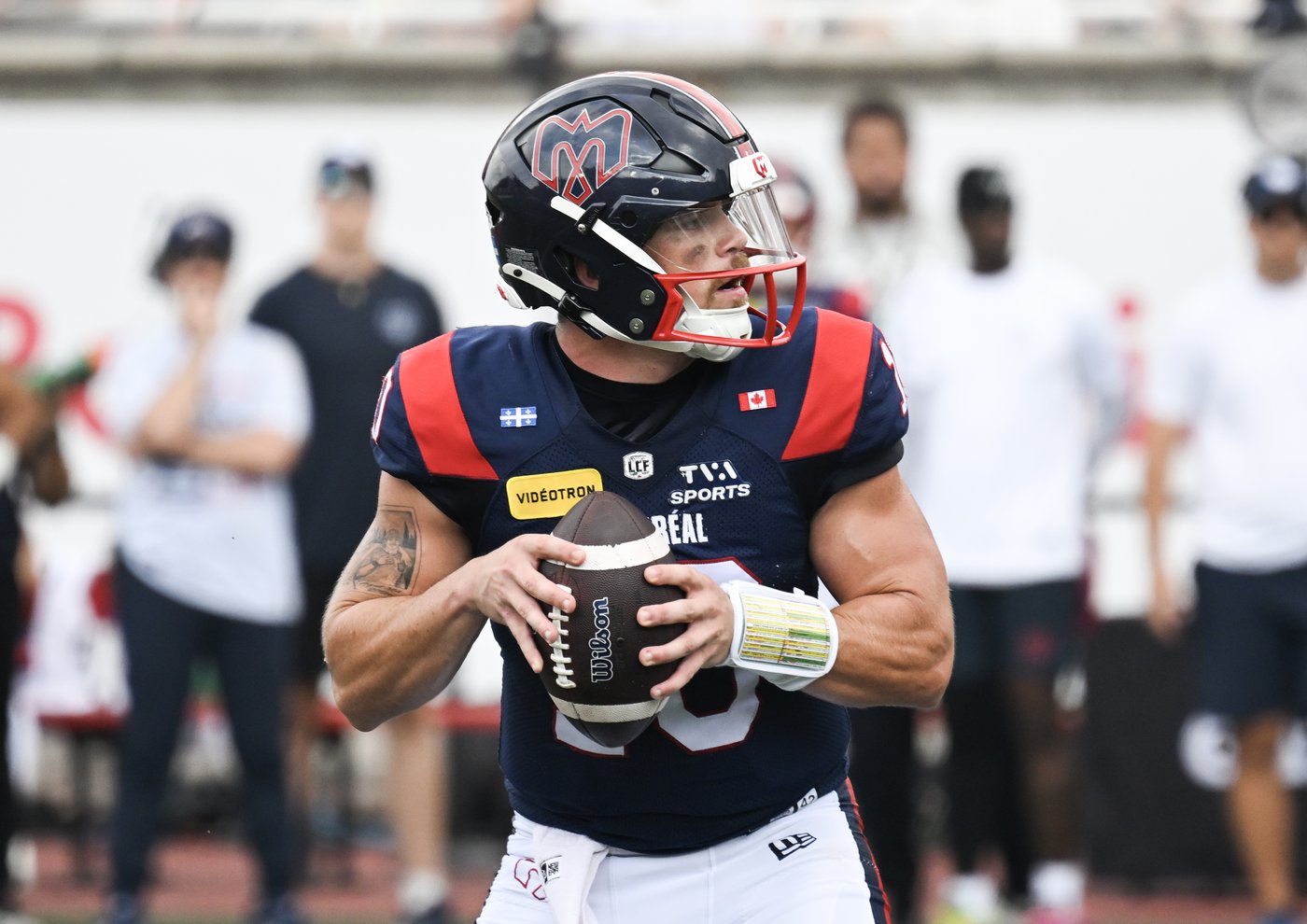 Alexander, Philpot lift Alouettes to dominant 48-30 CFL victory over Elks | iNFOnews.ca