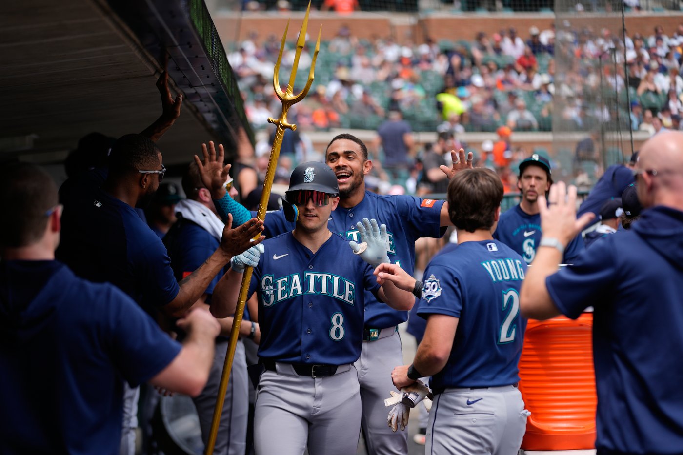 Bryce Miller and Dominic Canzone lead the Mariners to a 4-0 win over the Tigers | iNFOnews.ca