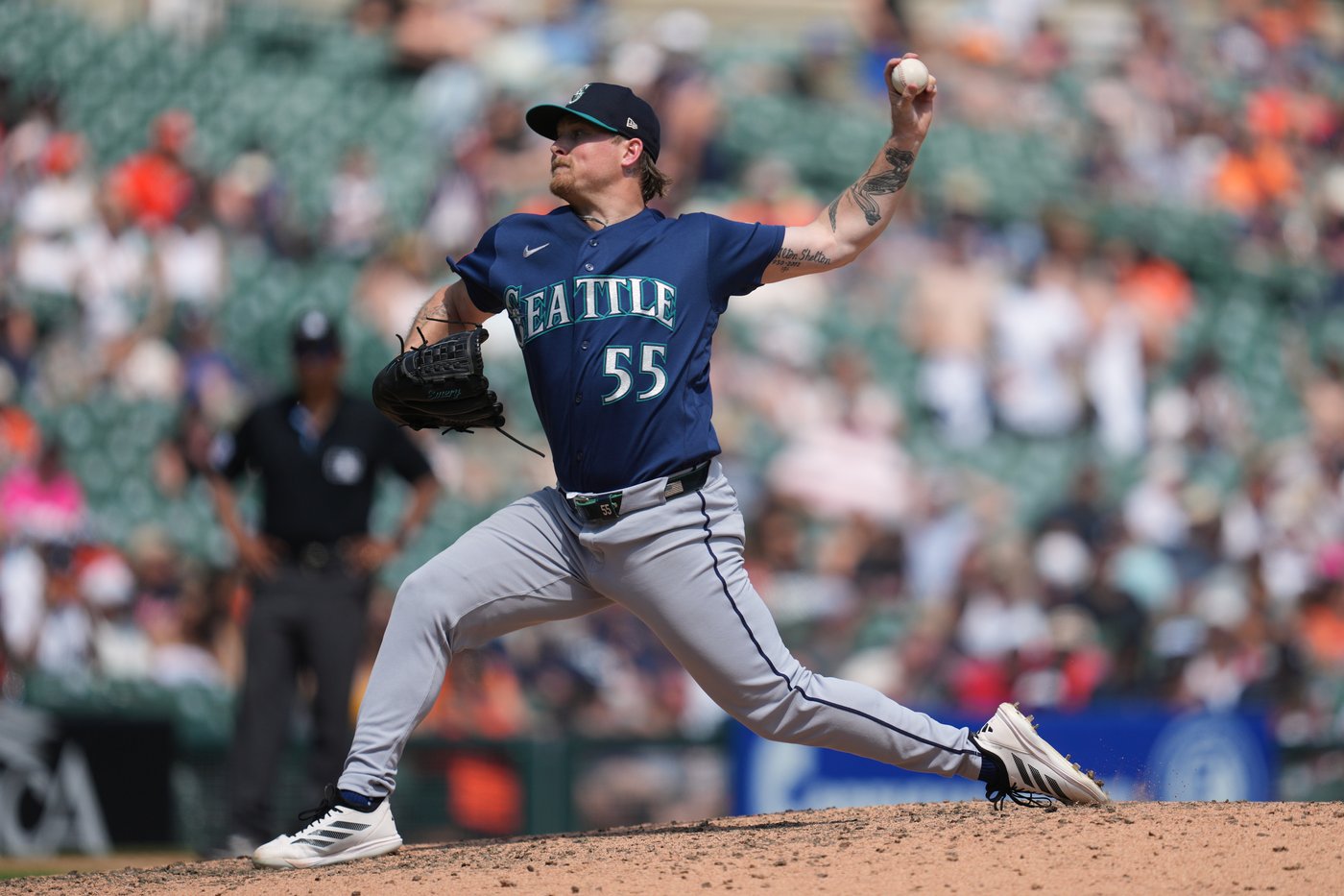 Bryce Miller and Dominic Canzone lead the Mariners to a 4-0 win over the Tigers | iNFOnews.ca