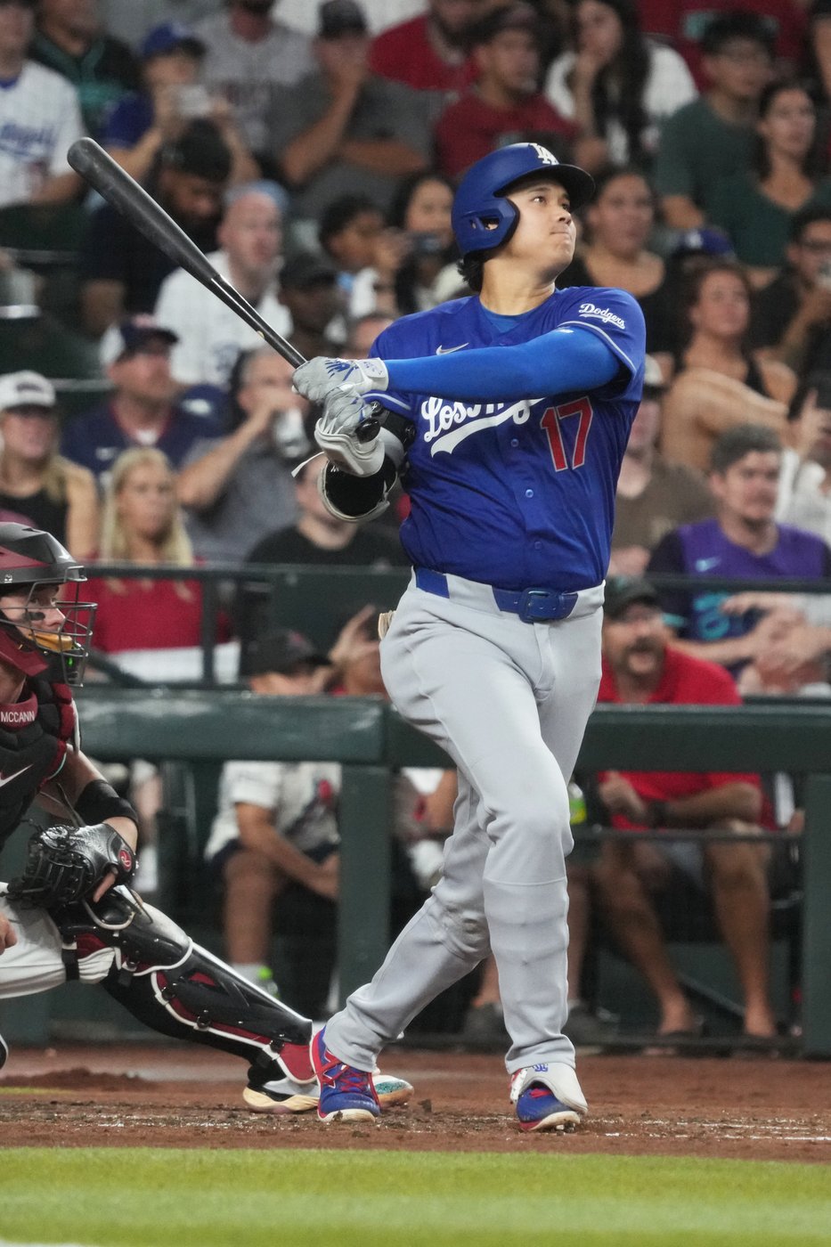 Ohtani's RBI infield single in the 10th helps Dodgers snap 7-game skid, beat D-backs 2-1 | iNFOnews.ca Ohtani's RBI infield single in the 10th helps Dodgers snap 7-game skid, beat D-backs 2-1 | iNFOnews.ca