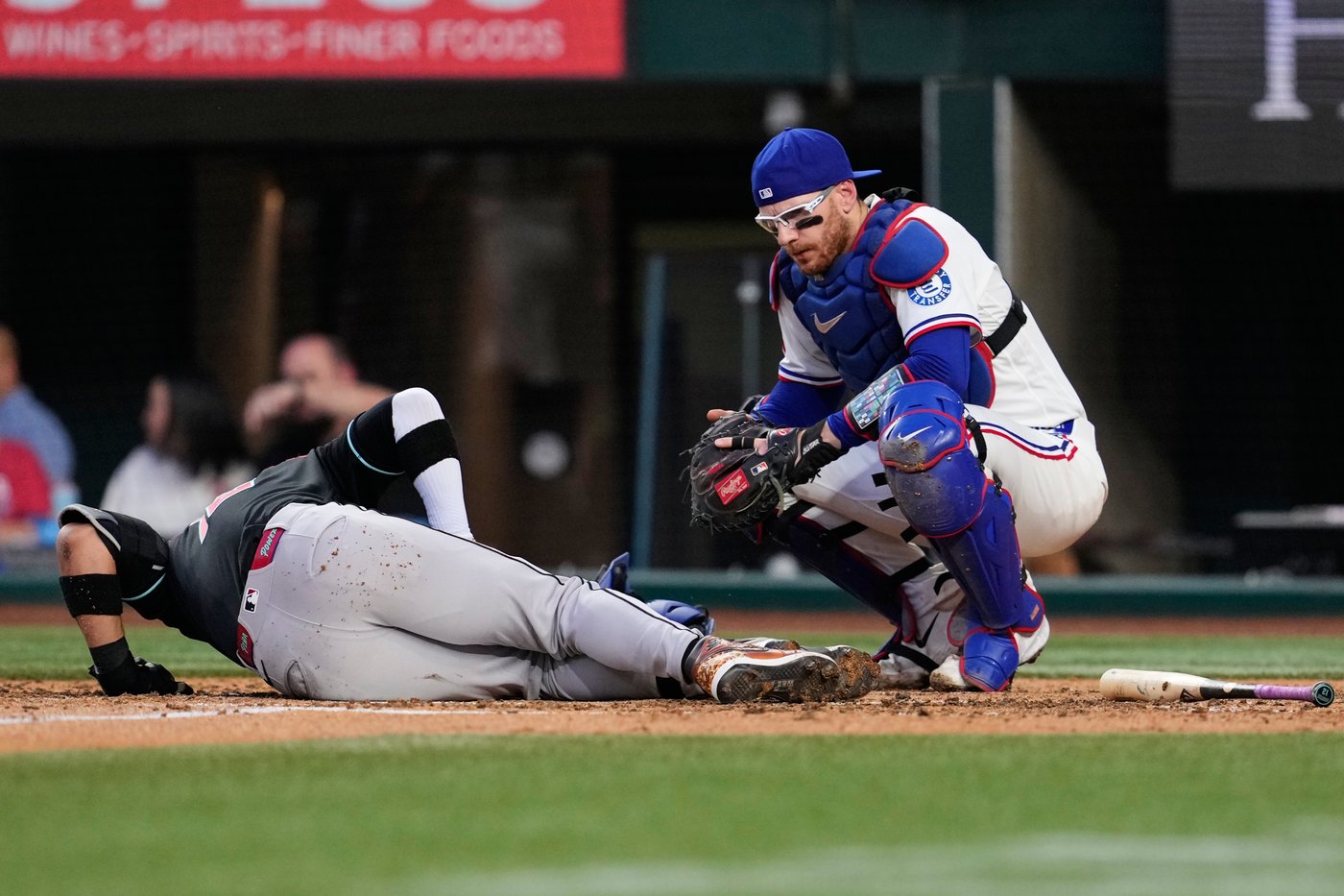Danny Jansen's single gives Rangers a 6-5 win over Dbacks after both teams score 3 runs in 9th | iNFOnews.ca