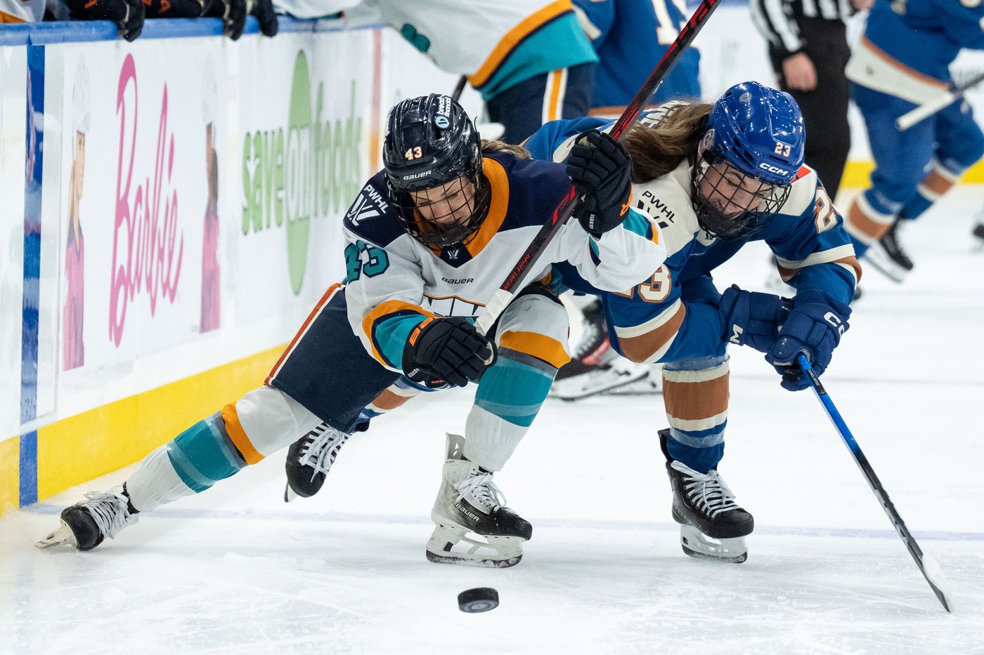 PWHL Hamilton signs Alina Muller, Nicole Gosling to three-year contracts | iNFOnews.ca PWHL Hamilton signs Alina Muller, Nicole Gosling to three-year contracts | iNFOnews.ca