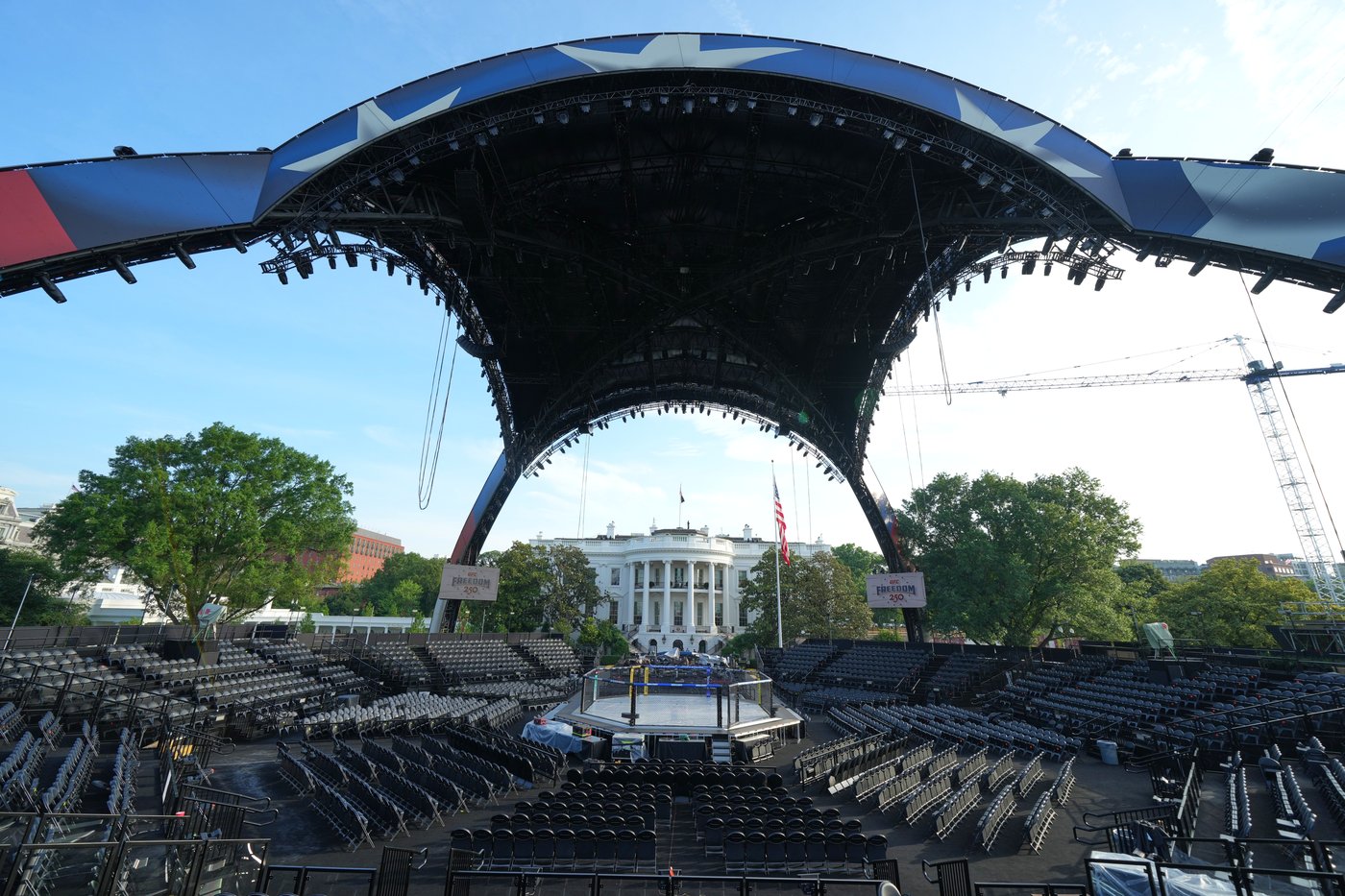 Lights! Camera! Cage match! The White House lawn's Octagon is ready for Trump's 80th birthday bash | iNFOnews.ca