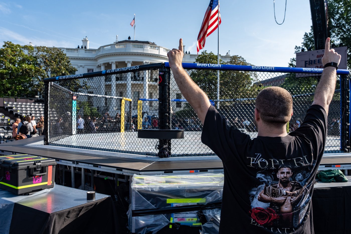 Lights! Camera! Cage match! The White House lawn's Octagon is ready for Trump's 80th birthday bash | iNFOnews.ca